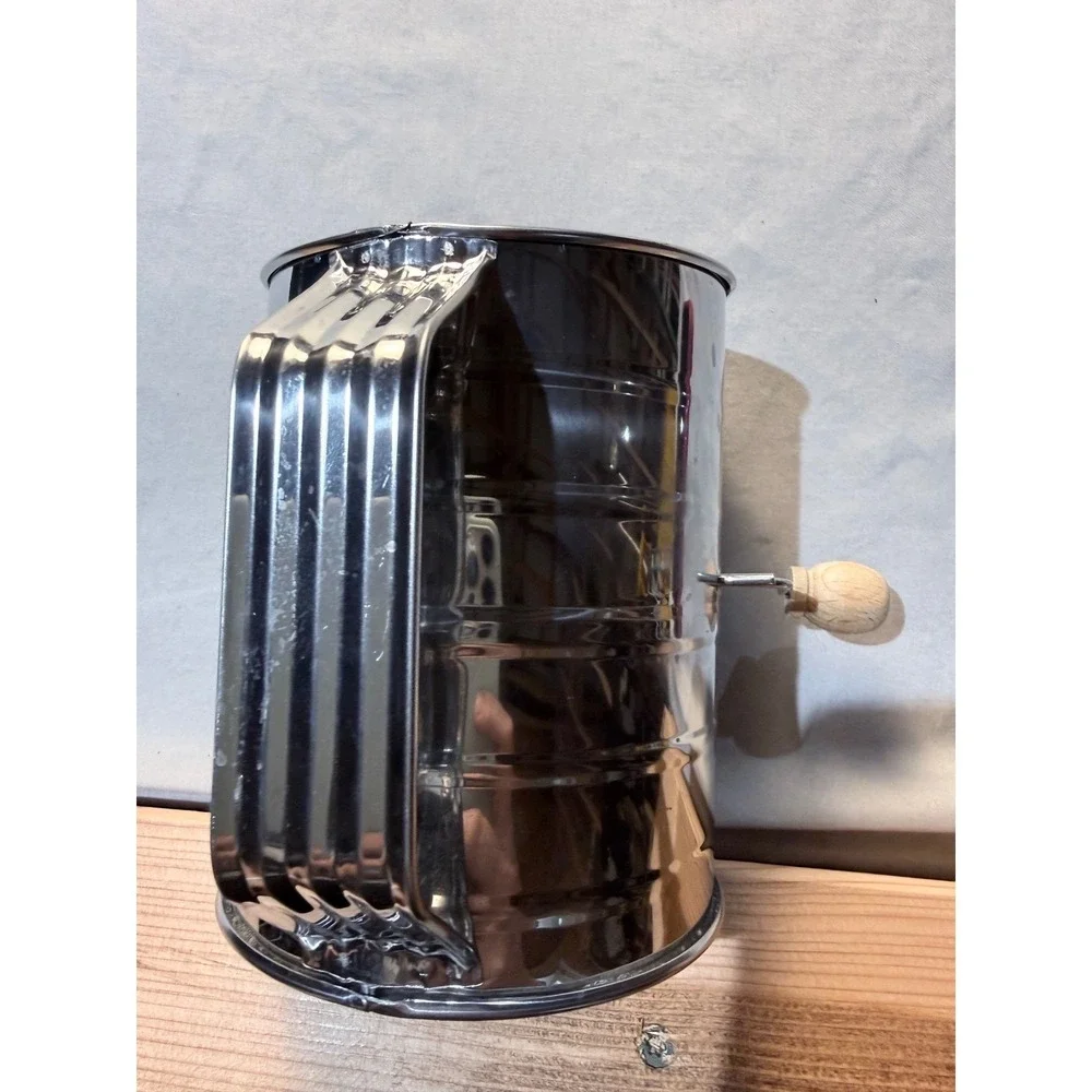 Stainless Steel 3 Cup Flour Sifter Hand Crank Wood Knob Manual Kitchen Tool Silv